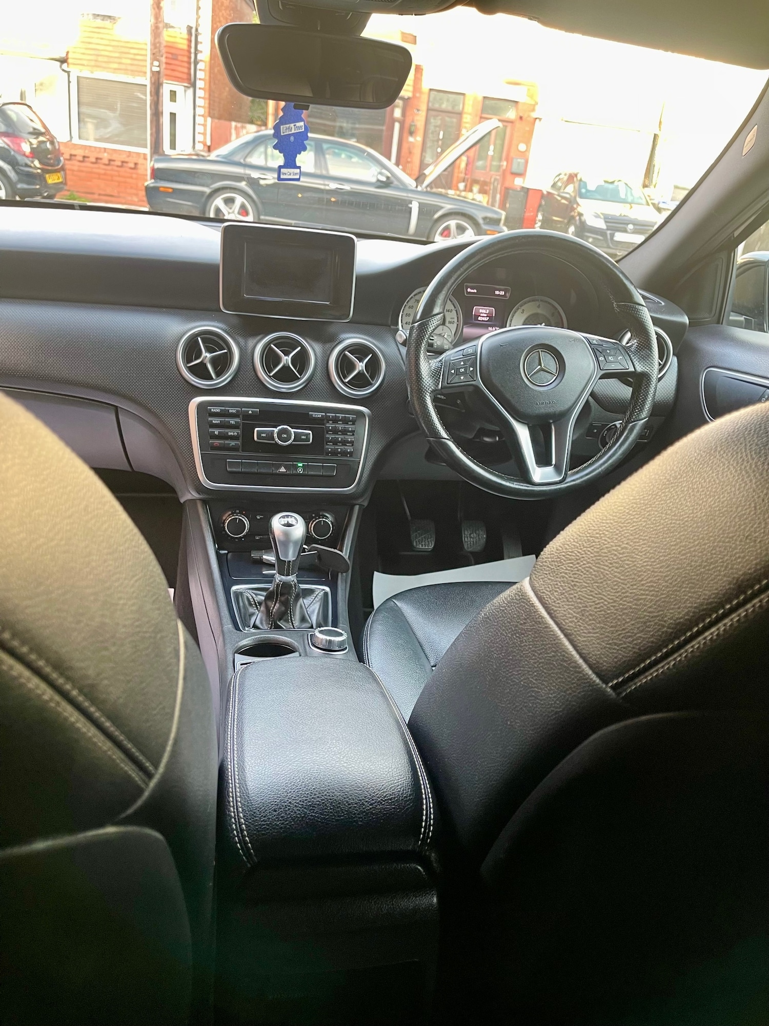 Used Mercedes-Benz A-Class 2015 for sale - 76487108: Photo 10