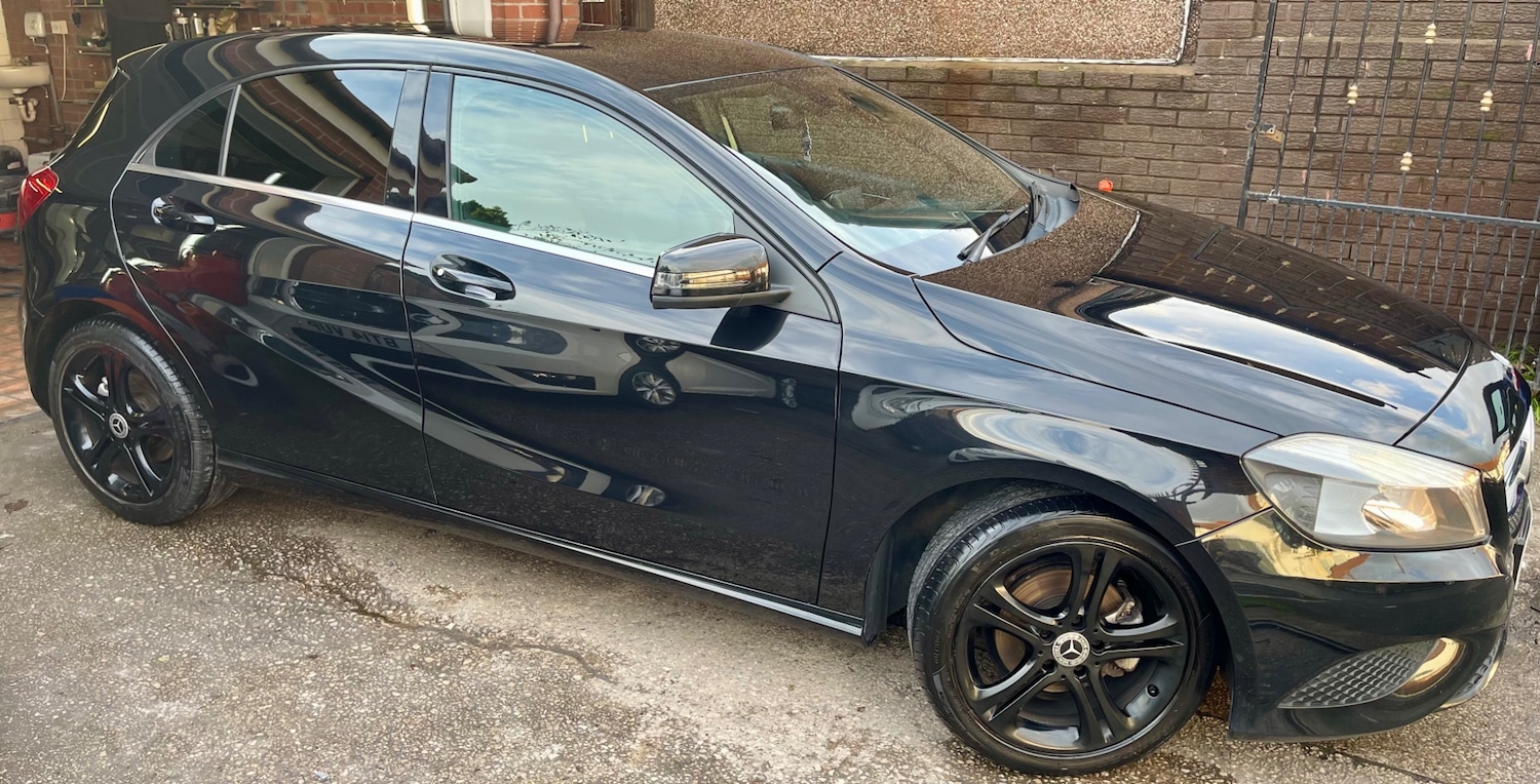 Used Mercedes-Benz A-Class 2015 for sale - 76487108: Photo 4