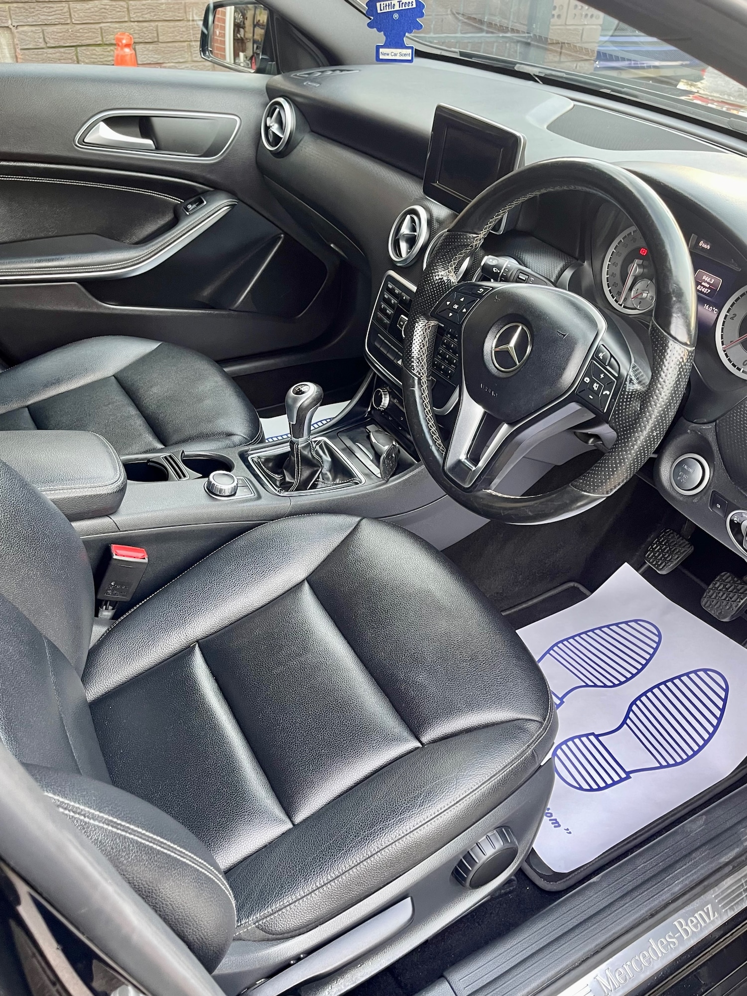 Used Mercedes-Benz A-Class 2015 for sale - 76487108: Photo 9