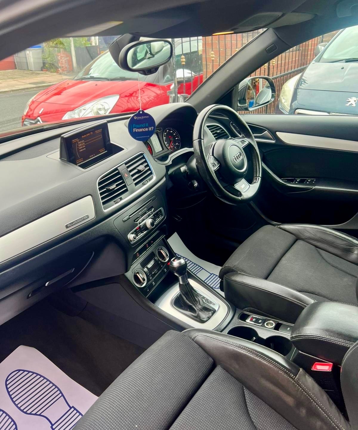 Used Audi Q3 2012 for sale - 76097987: Photo 14