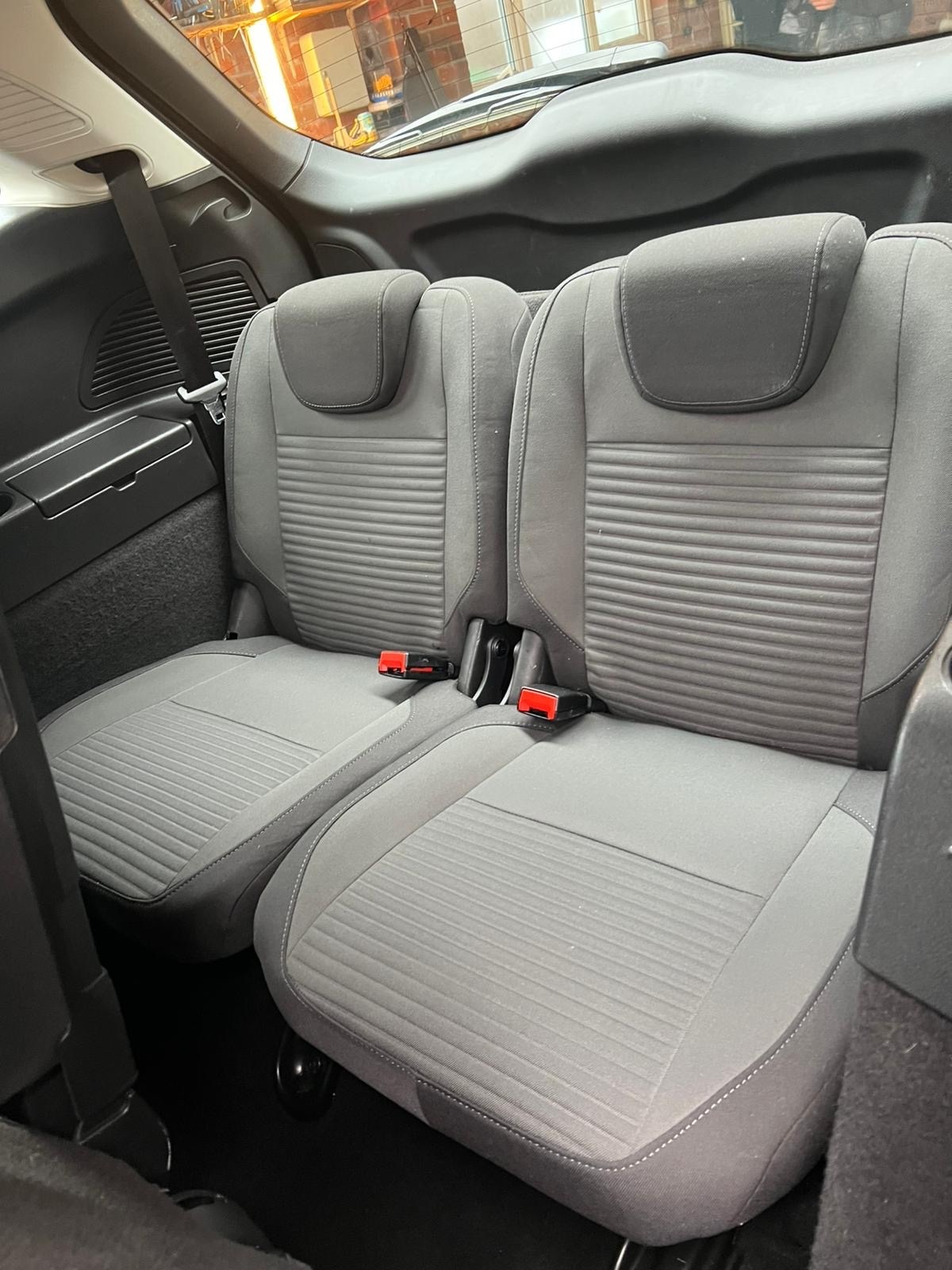 Used Ford Grand C-Max 2016 for sale - 76381487: Photo 12