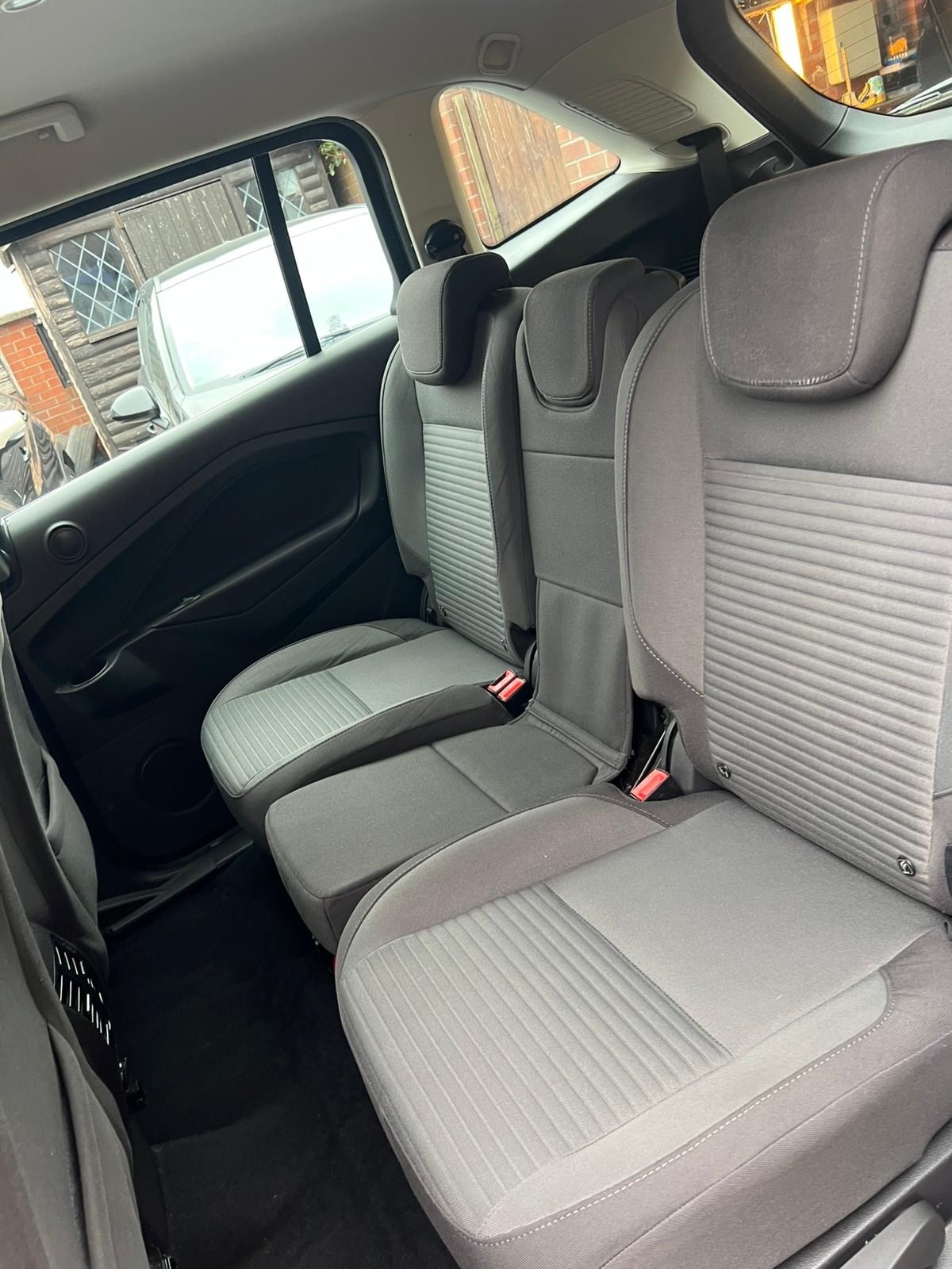 Used Ford Grand C-Max 2016 for sale - 76381487: Photo 14