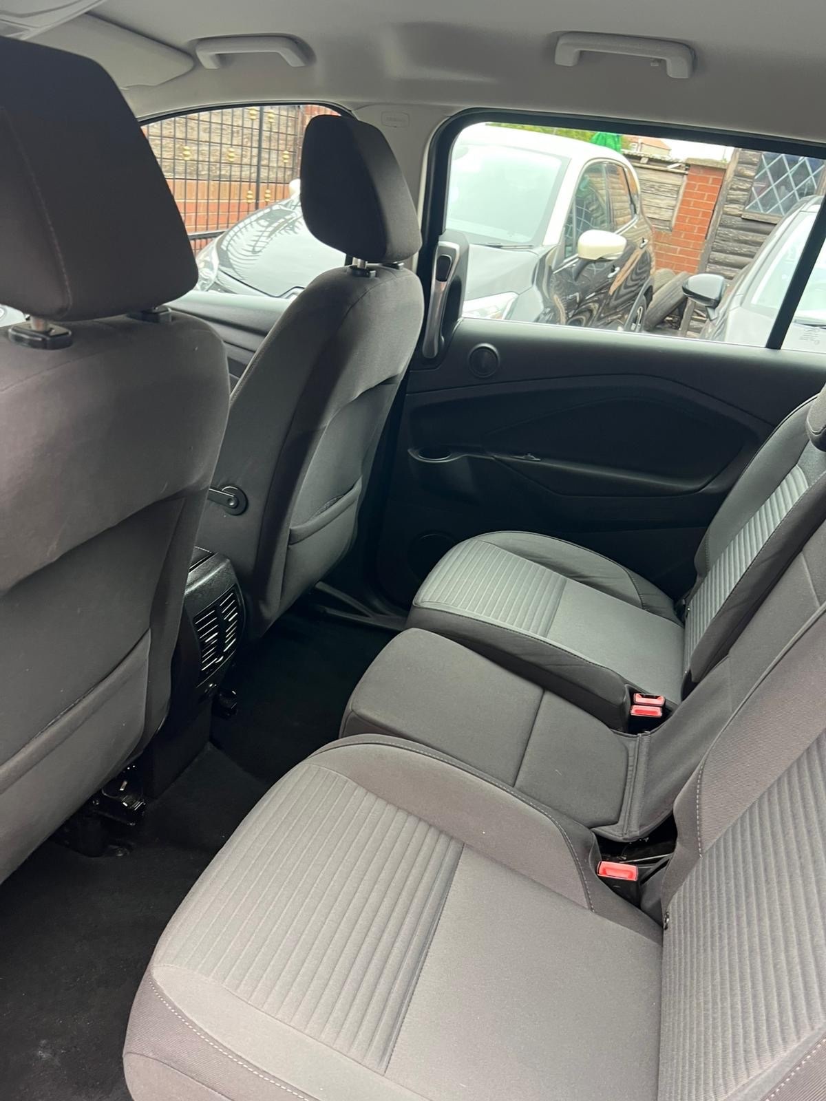 Used Ford Grand C-Max 2016 for sale - 76381487: Photo 15