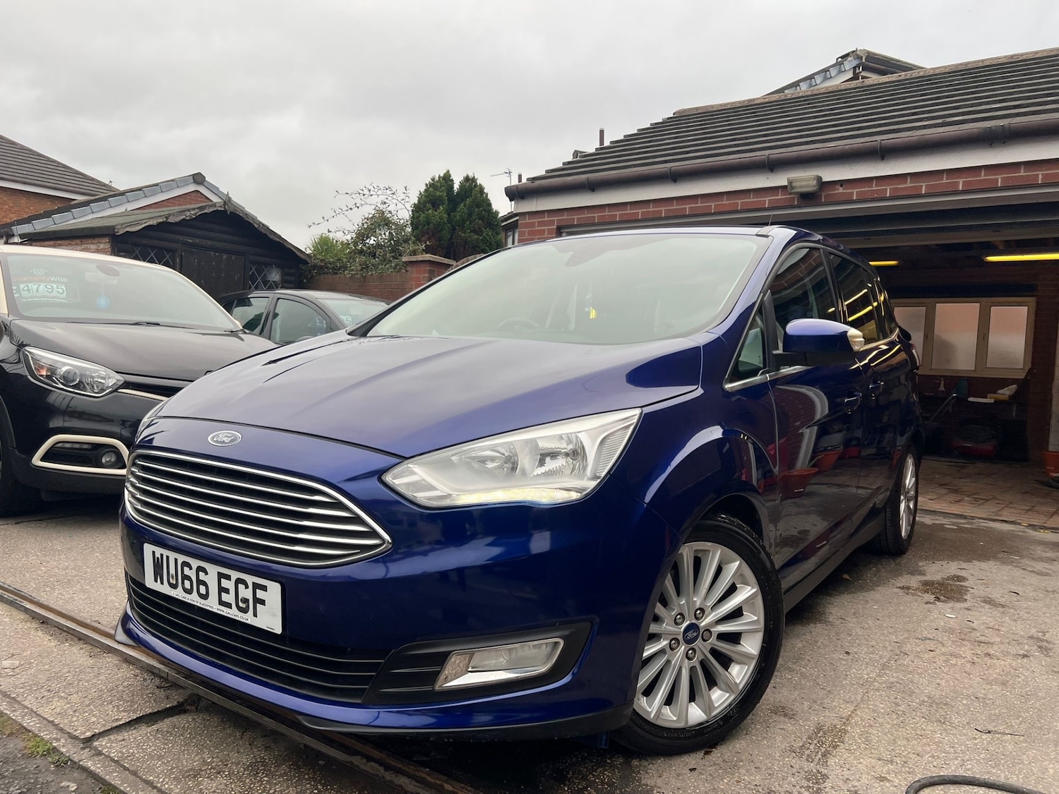 Used Ford Grand C-Max 2016 for sale - 76381487: Photo 3