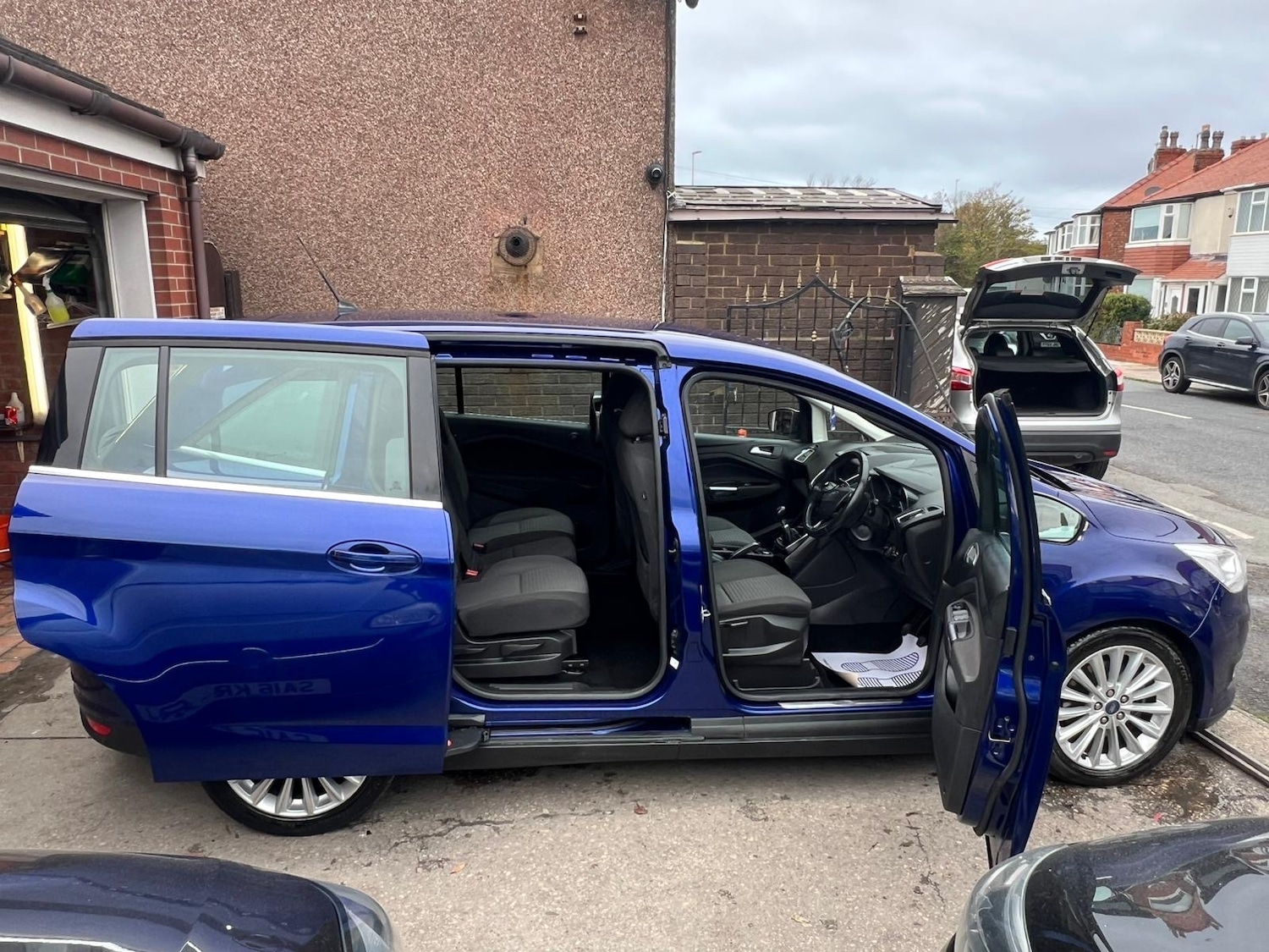 Used Ford Grand C-Max 2016 for sale - 76381487: Photo 8