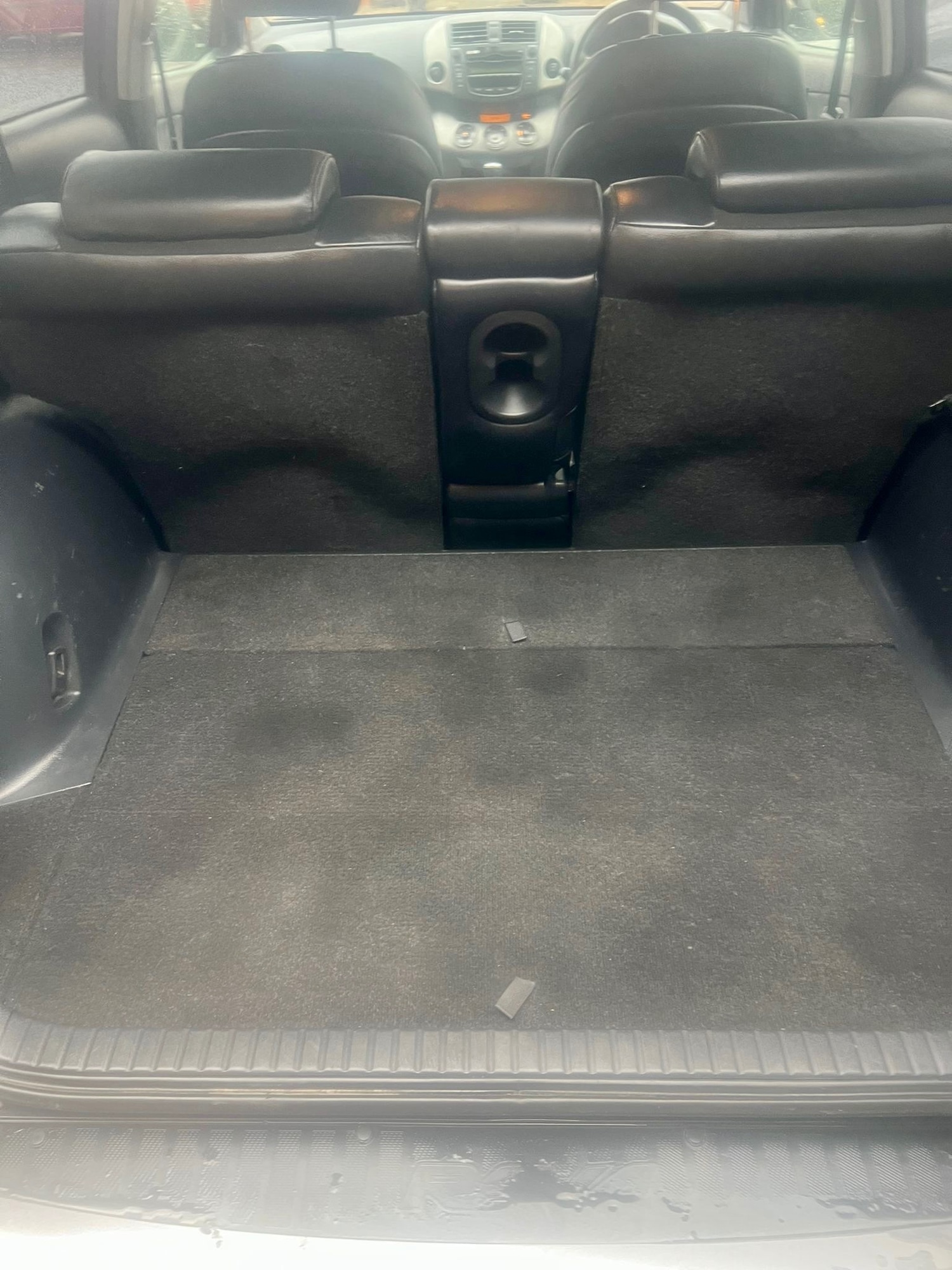 Used Toyota RAV4 2011 for sale - 76381485: Photo 9