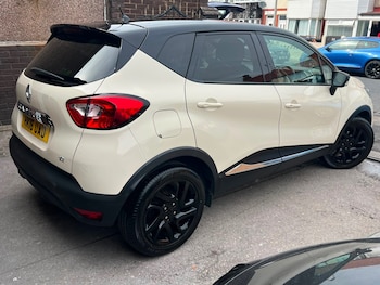 Used Renault Captur 2016 for sale - 79357826: Photo