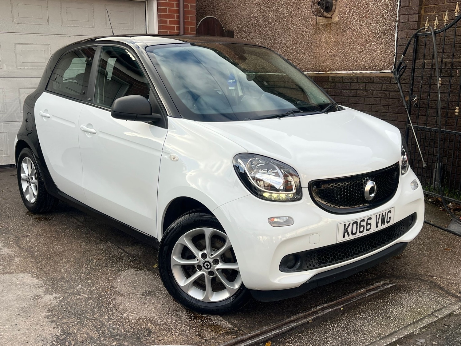 Used smart forfour 2017 for sale - 76893002: Photo 1