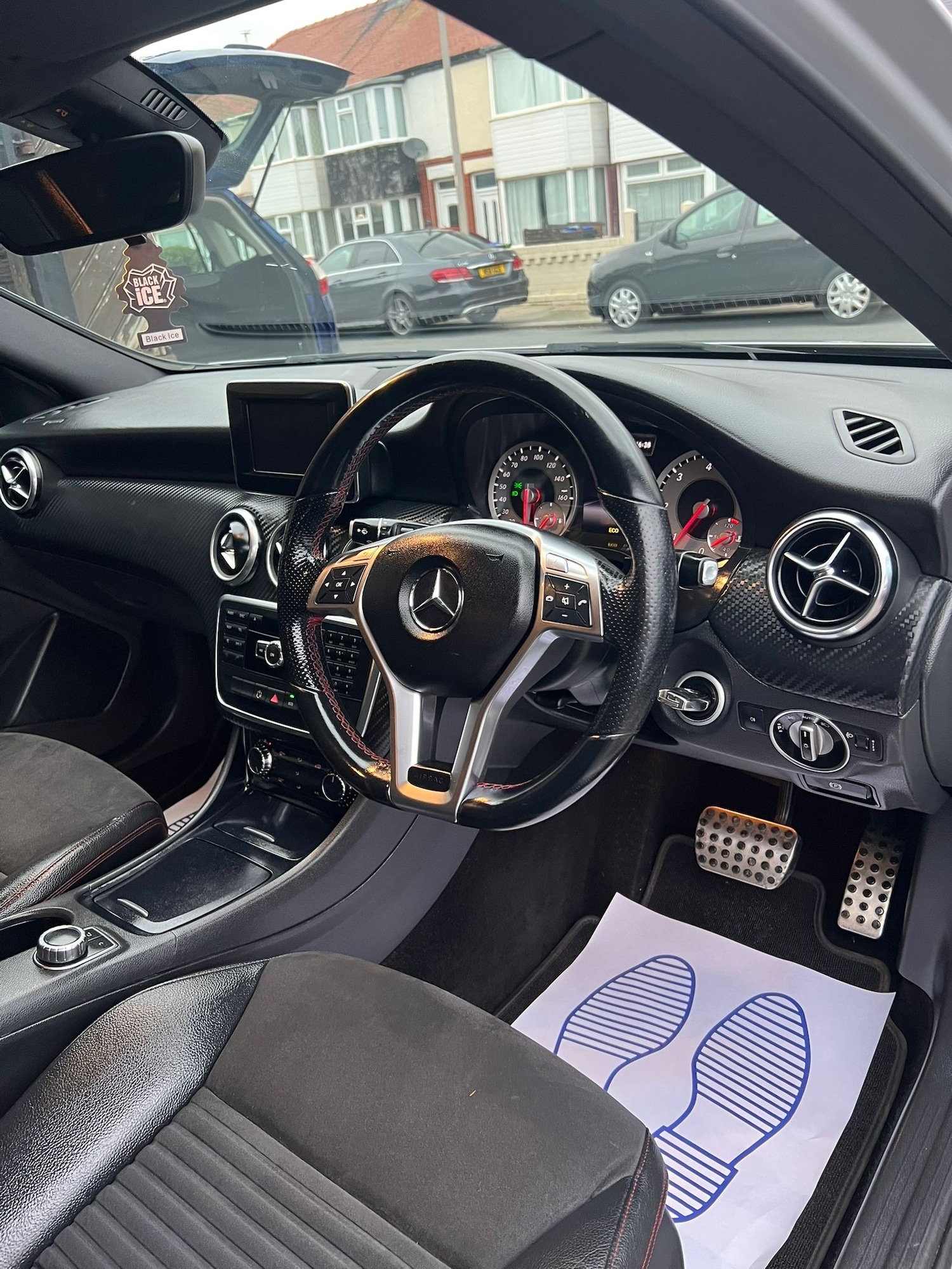 Used Mercedes-Benz A-Class 2014 for sale - 77675747: Photo 9