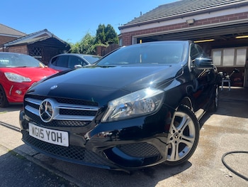Used Mercedes-Benz A-Class 2015 for sale - 75260376: Photo