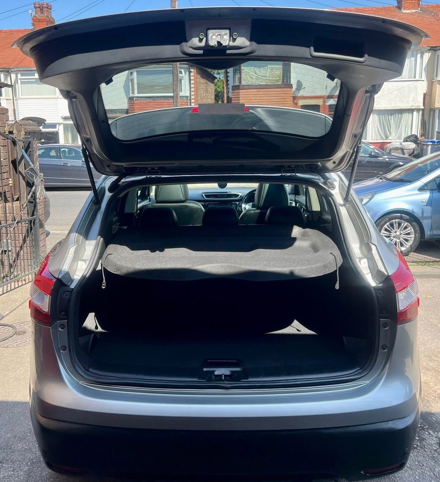 Used Nissan Qashqai for sale - 78105757: Photo 6