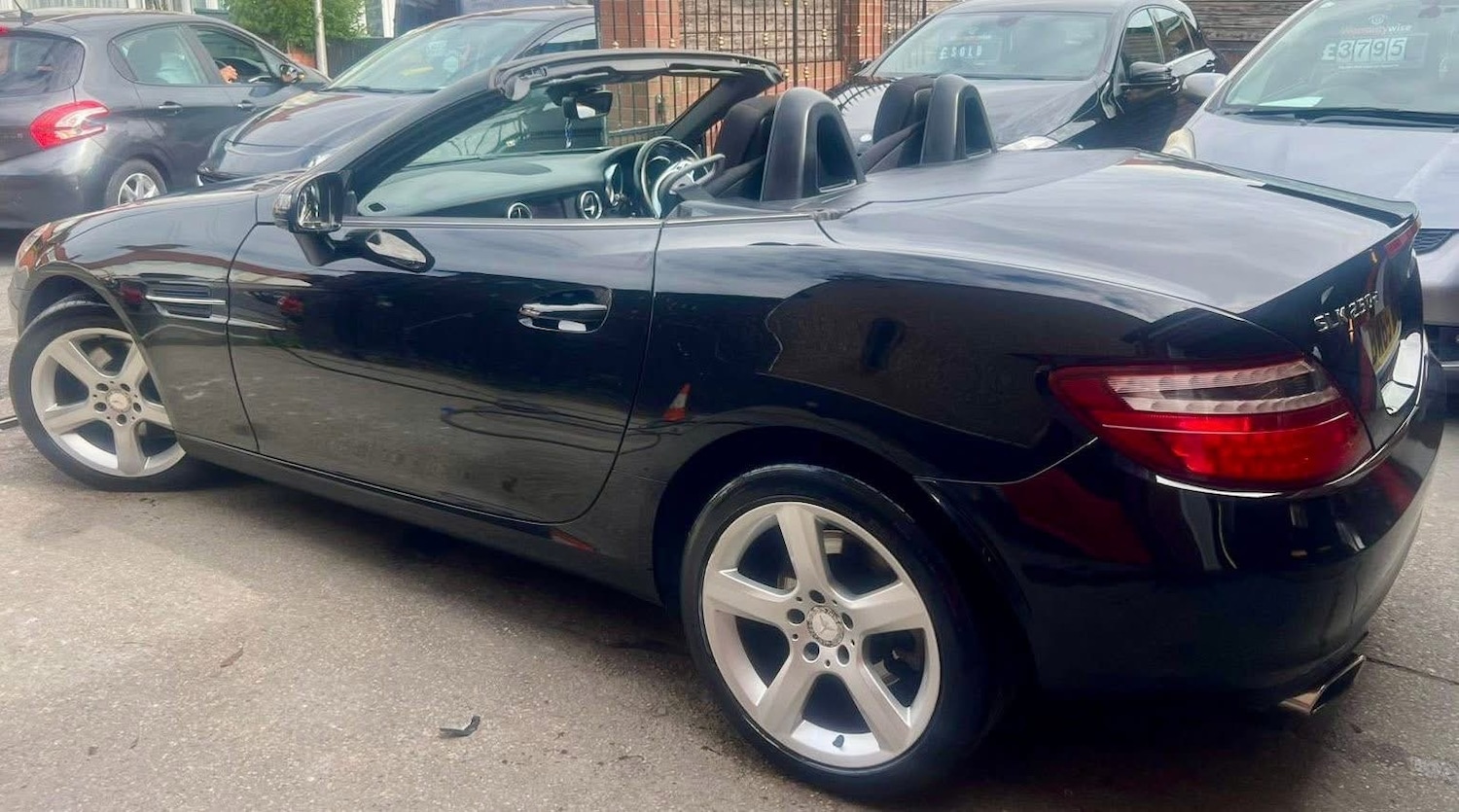 Used Mercedes-Benz SLK 2016 for sale - 78112695: Photo 4