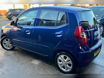 Used Hyundai i10 2013 for sale - 77766620: Photo
