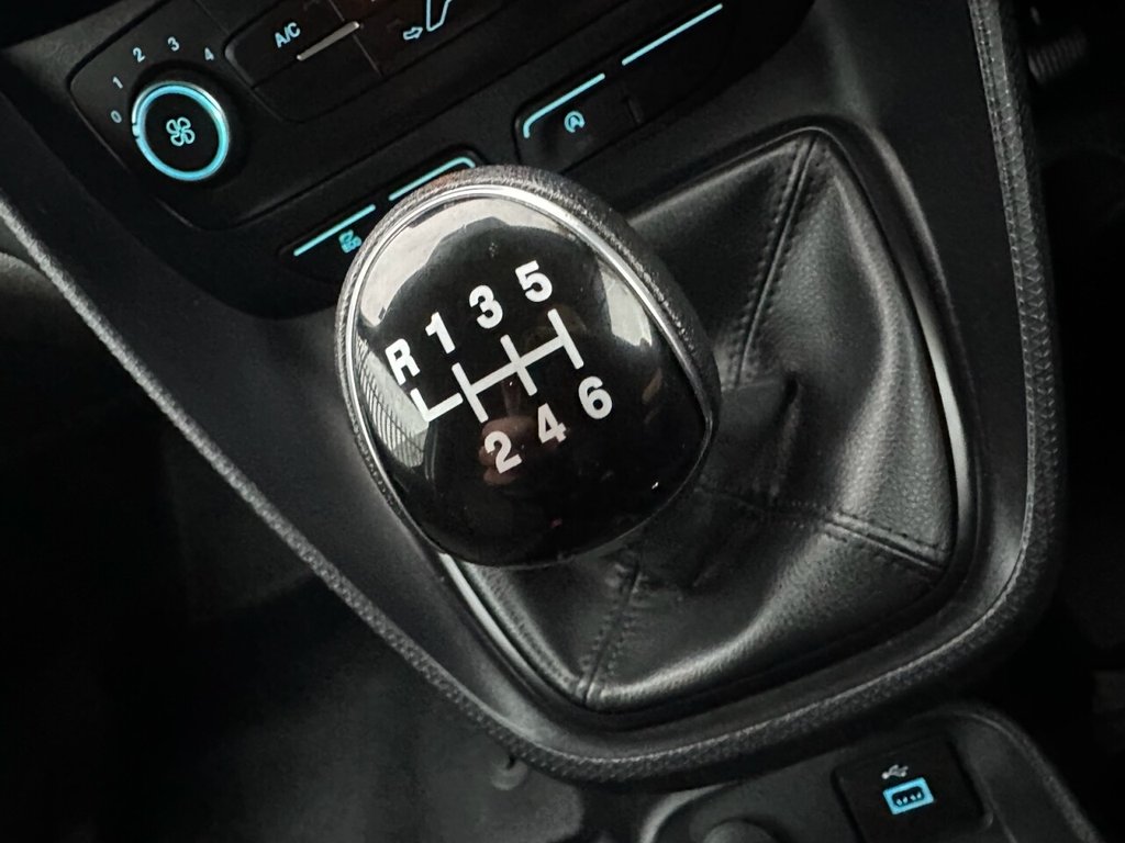 Used Ford Transit Connect 2024 for sale - 76430200: Photo 26