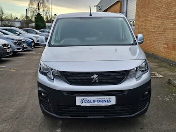 Used Peugeot Partner 2022 for sale - 77111188: Photo
