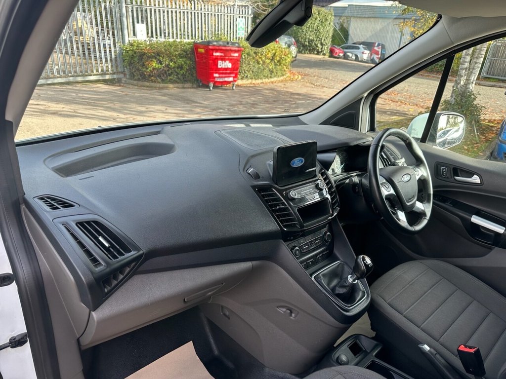 Used Ford Transit Connect 2023 for sale - 76256645: Photo 17