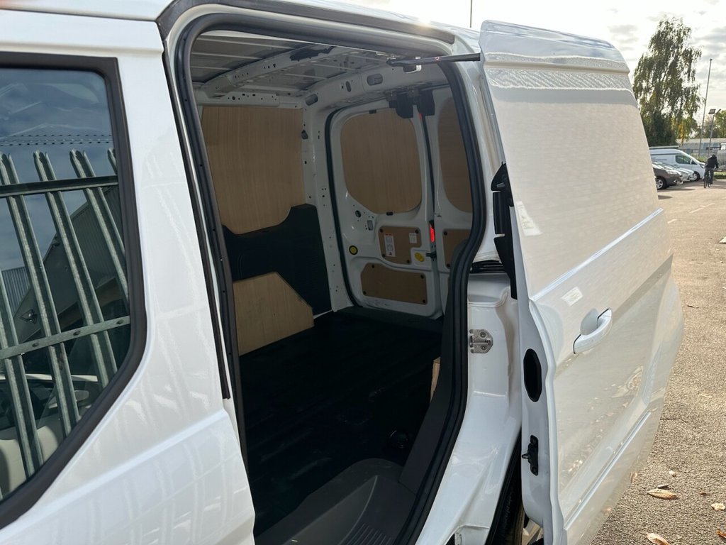 Used Ford Transit Connect 2023 for sale - 76256645: Photo 18