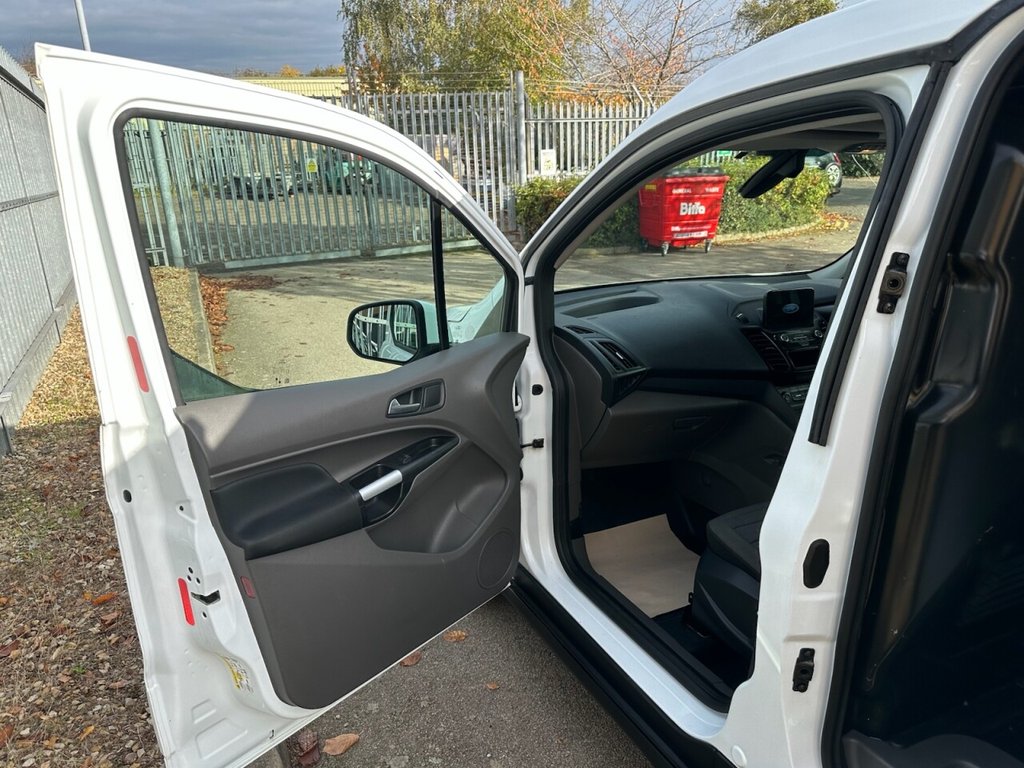 Used Ford Transit Connect 2023 for sale - 76256645: Photo 19