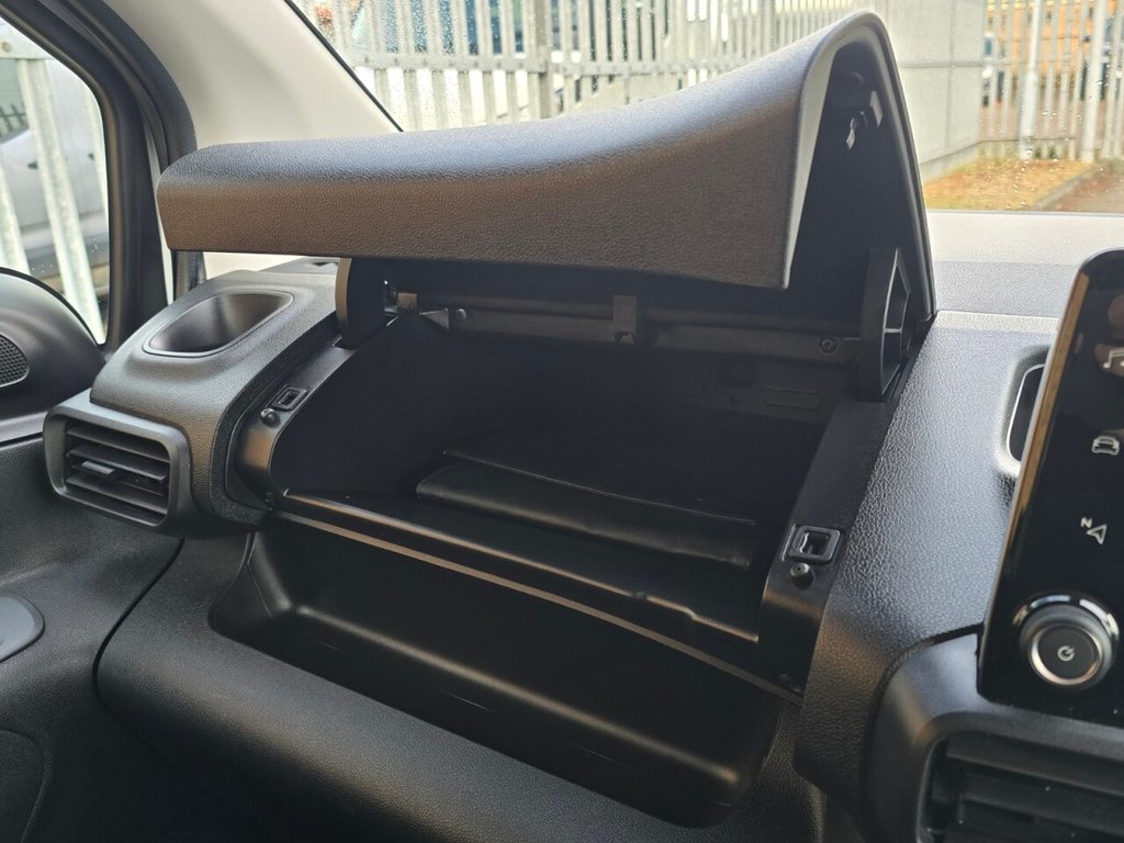 Used Toyota ProAce 2023 for sale - 77477308: Photo 42