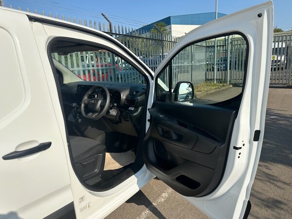 Used Toyota ProAce 2022 for sale - 75159087: Photo 24