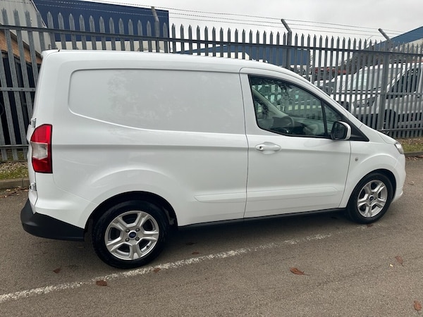 Used Ford Transit Courier 2023 for sale - 75175945: Photo 20