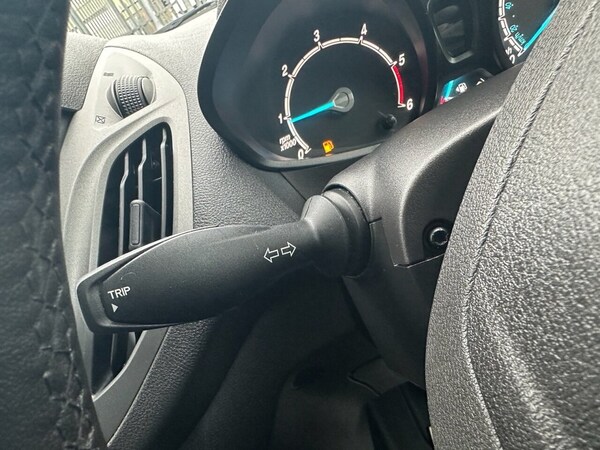 Used Ford Transit Courier 2023 for sale - 75175945: Photo 37