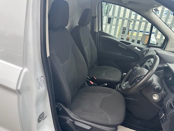 Used Ford Transit Courier 2023 for sale - 75175945: Photo