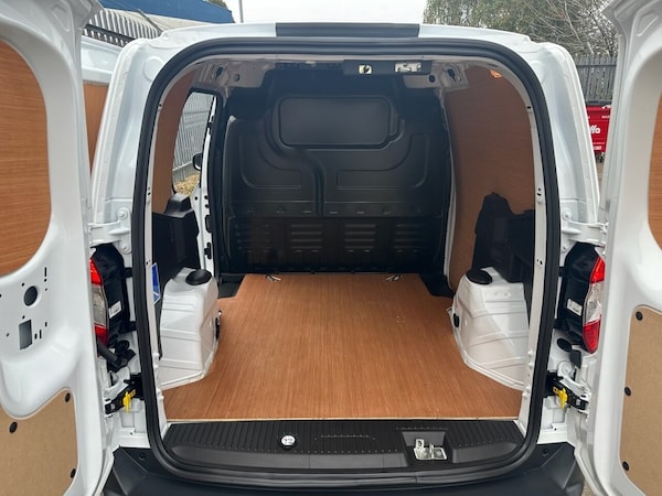 Used Ford Transit Courier 2023 for sale - 75175945: Photo 6