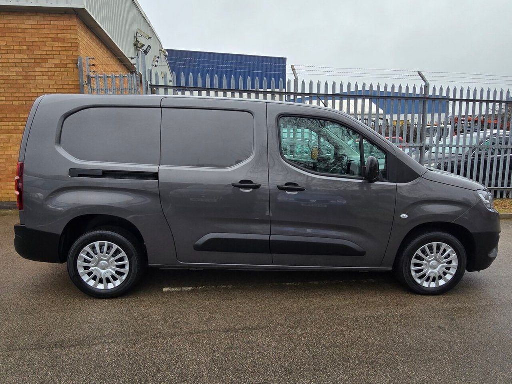 Used Toyota ProAce 2023 for sale - 77383718: Photo 13