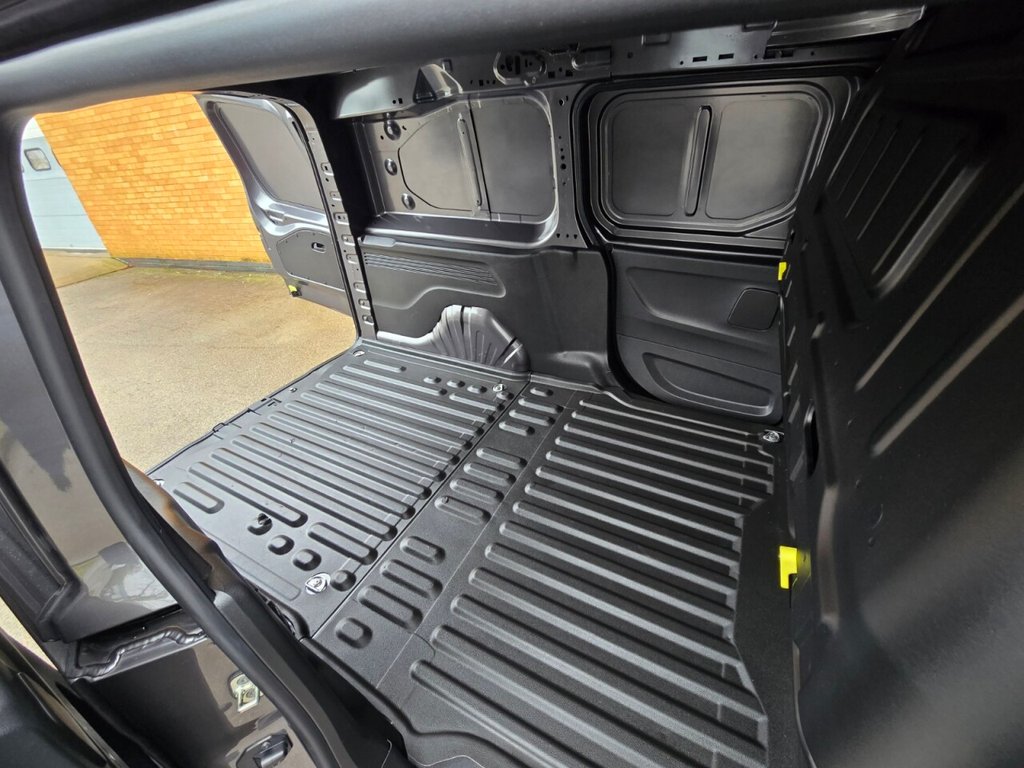 Used Toyota ProAce 2023 for sale - 77383718: Photo 15