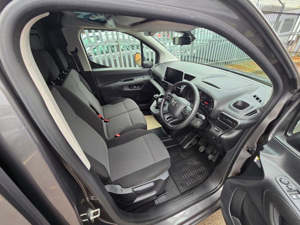 Used Toyota ProAce 2023 for sale - 77383718: Photo 25