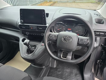 Used Toyota ProAce 2023 for sale - 77383718: Photo