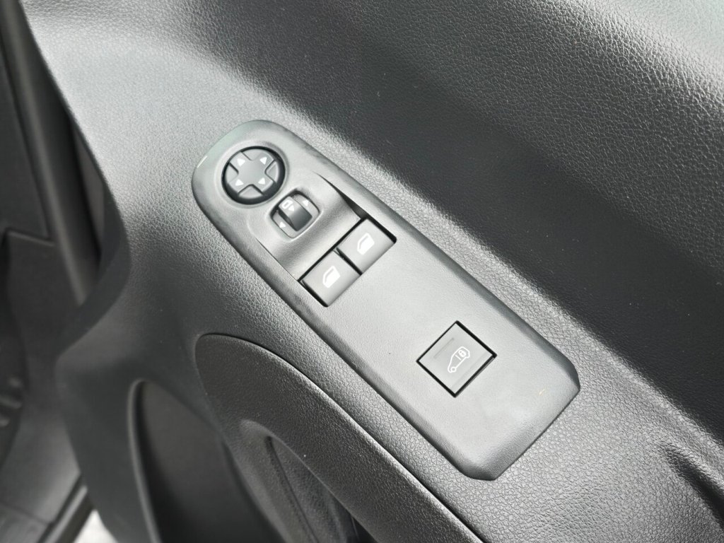 Used Toyota ProAce 2023 for sale - 77383718: Photo 32