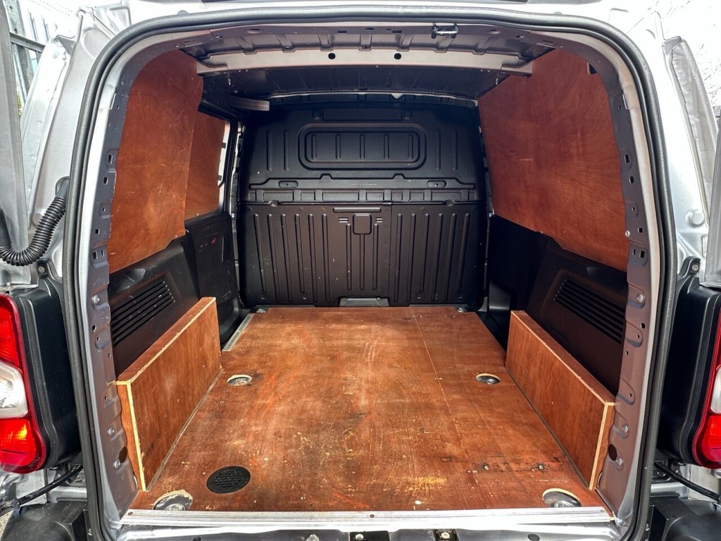 Used Vauxhall Combo 2019 for sale - 78068737: Photo 2