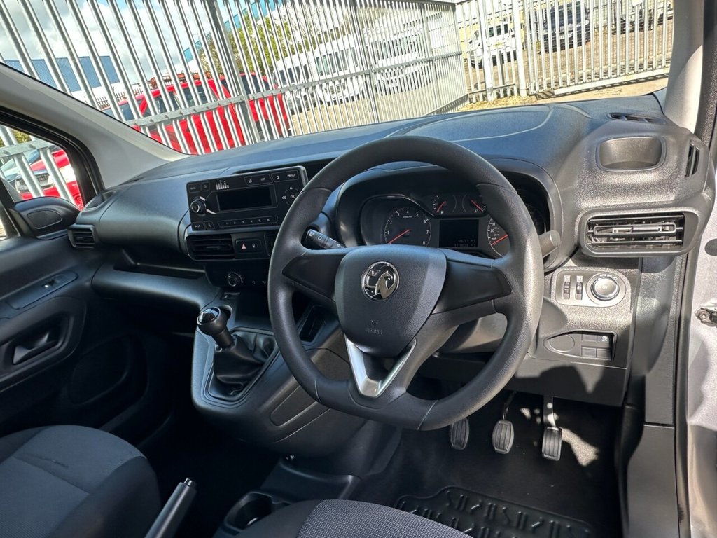 Used Vauxhall Combo 2019 for sale - 78068737: Photo 3
