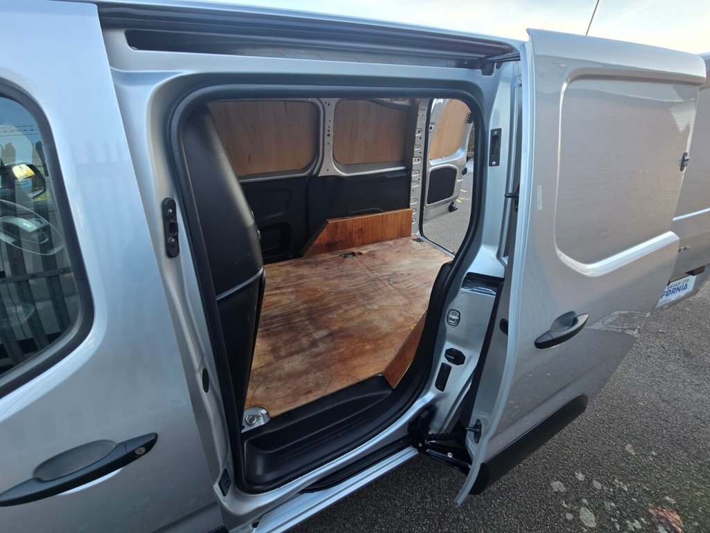 Used Peugeot Partner 2022 for sale - 77110871: Photo 11