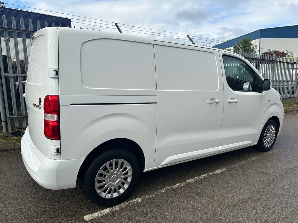 Used Toyota ProAce 2017 for sale - 76973425: Photo 17