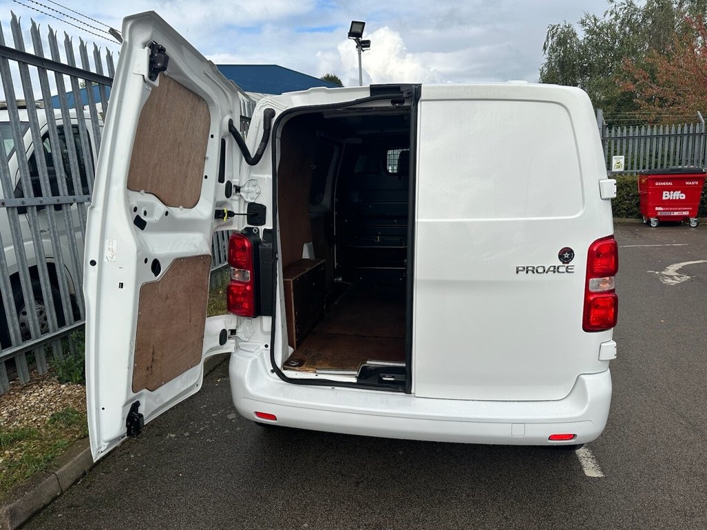 Used Toyota ProAce 2017 for sale - 76973425: Photo 19