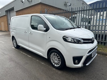 Toyota ProAce feature image
