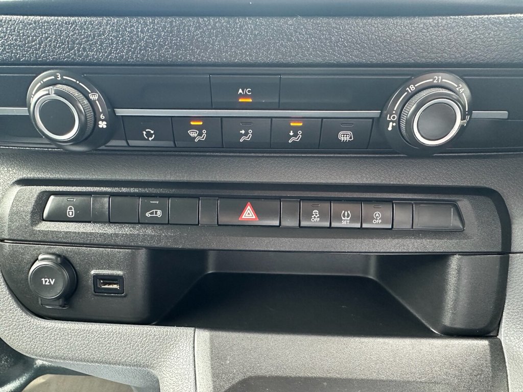 Used Toyota ProAce 2017 for sale - 76973425: Photo 37