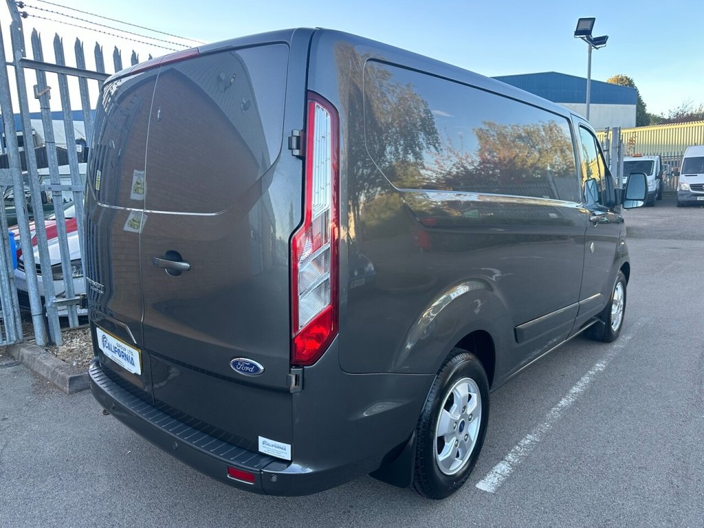 Used Ford Transit Custom 2017 for sale - 76202700: Photo 11