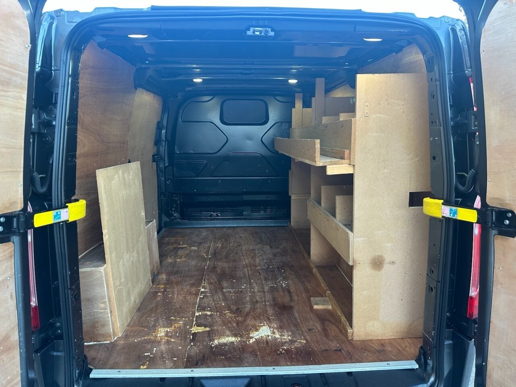 Used Ford Transit Custom 2017 for sale - 76202700: Photo 2