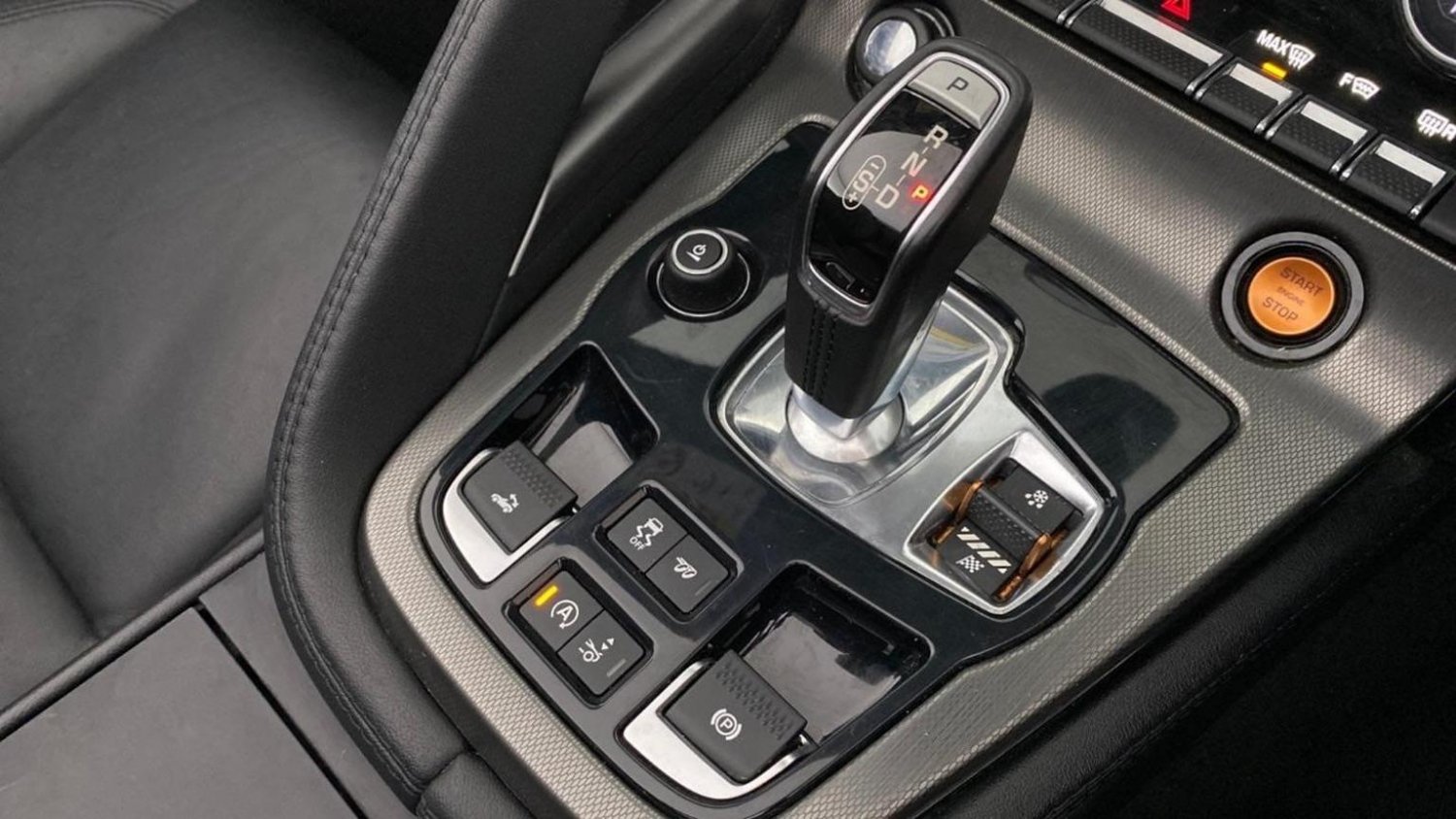 Used Jaguar F-Type 2016 for sale - 76794618: Photo 15