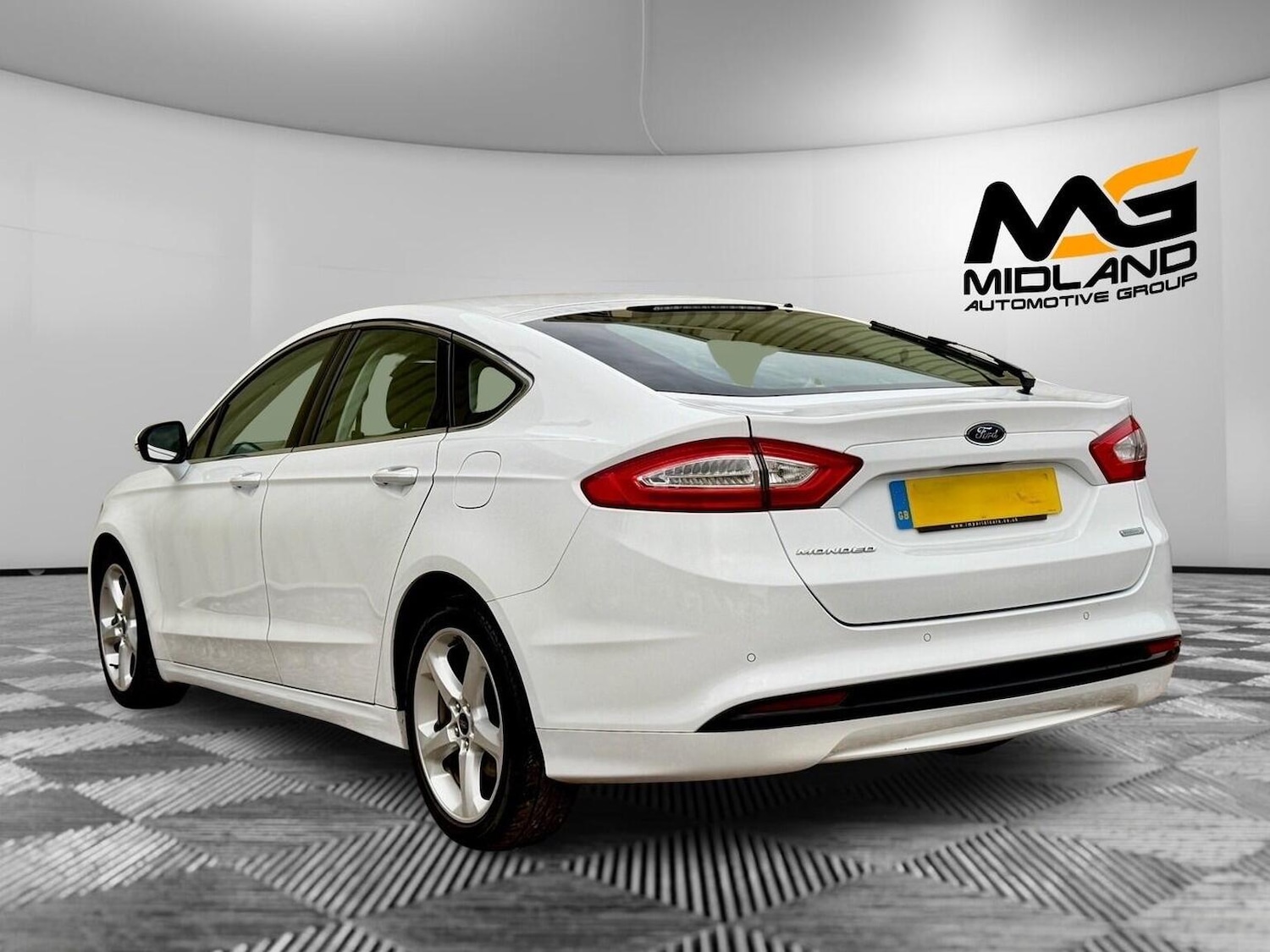 Used Ford Mondeo 2017 for sale - 76624402: Photo 5