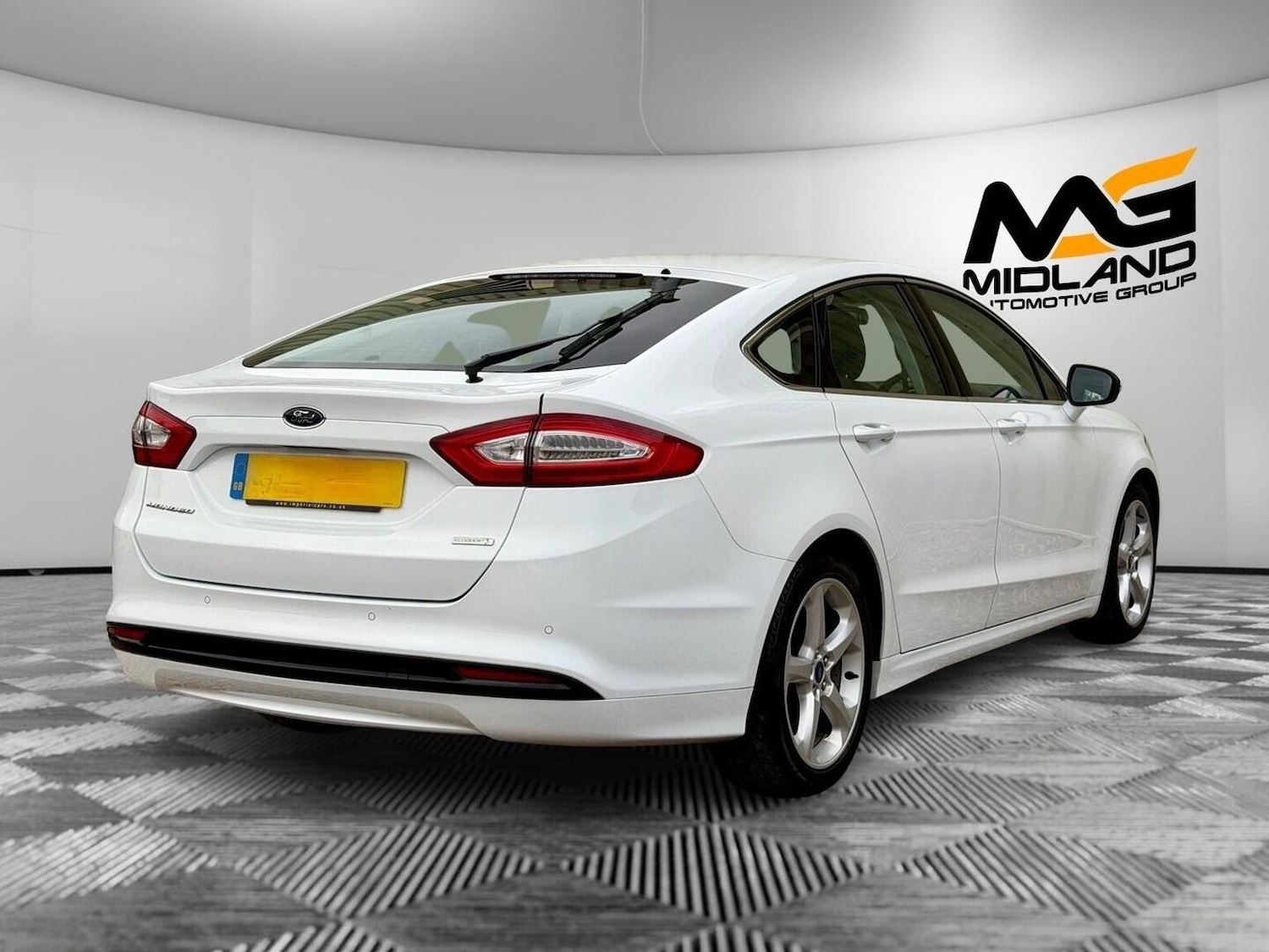 Used Ford Mondeo 2017 for sale - 76624402: Photo 9