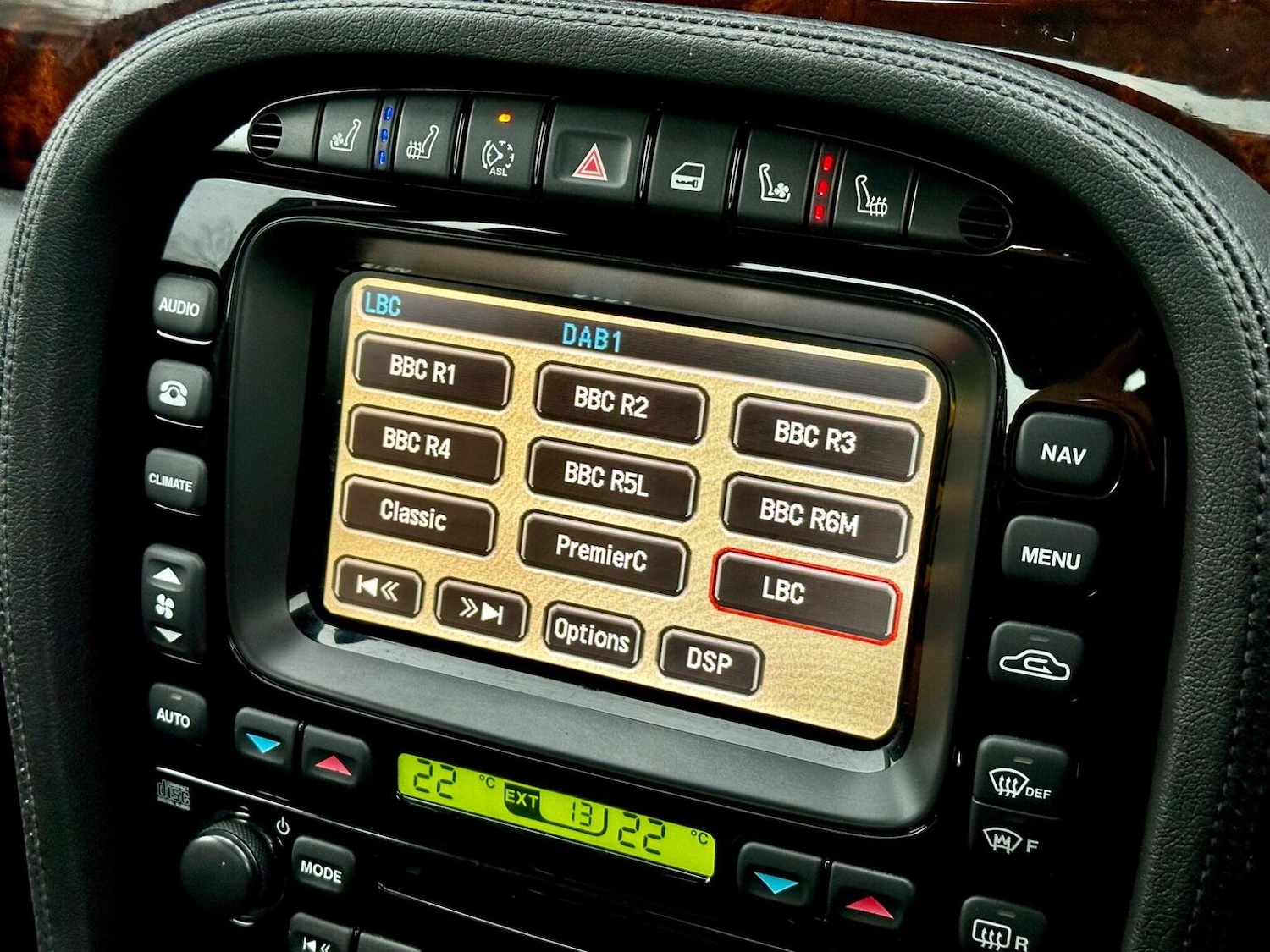 Used Jaguar XJ 2009 for sale - 76624420: Photo 25