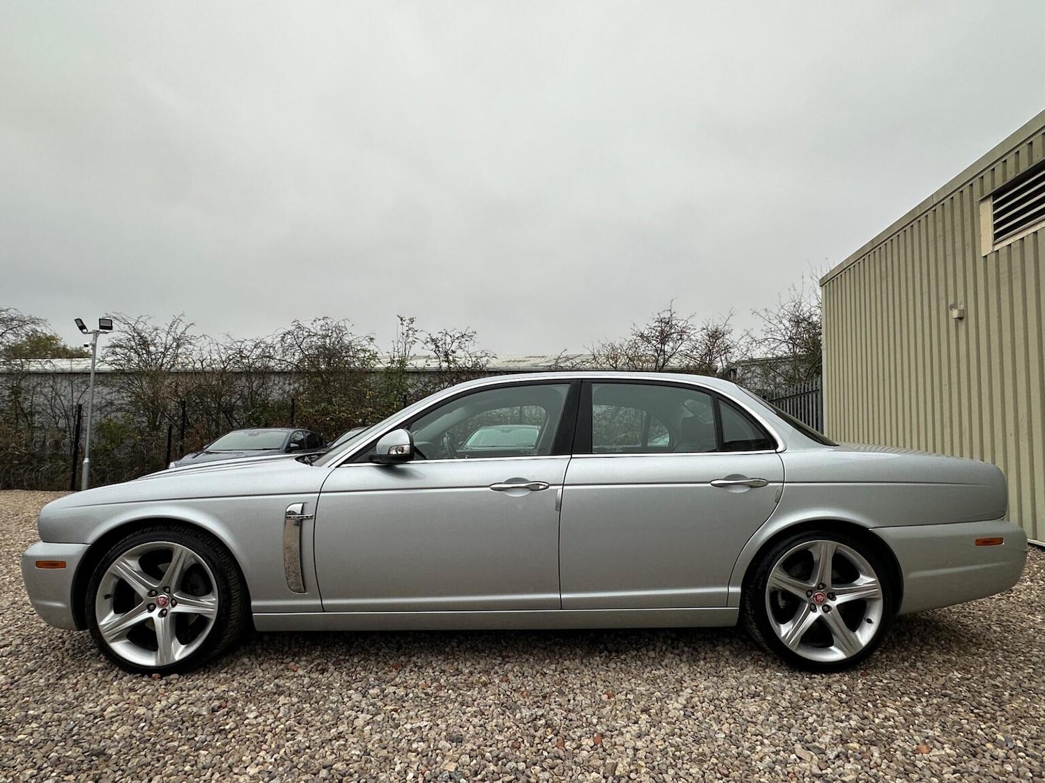 Used Jaguar XJ 2009 for sale - 76624420: Photo 5