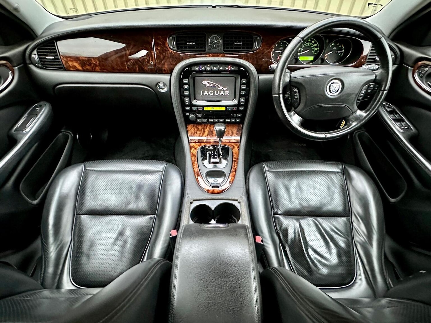 Used Jaguar XJ 2009 for sale - 76624420: Photo 9