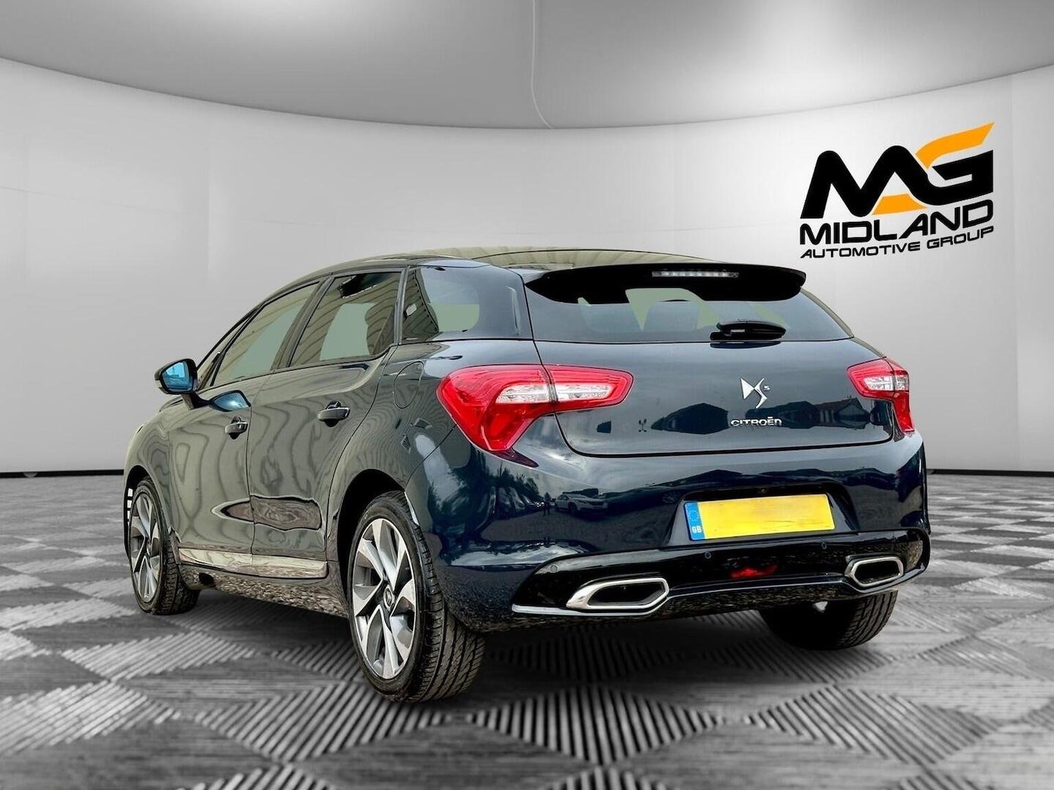 Used Citroen DS5 2014 for sale - 77735759: Photo 5