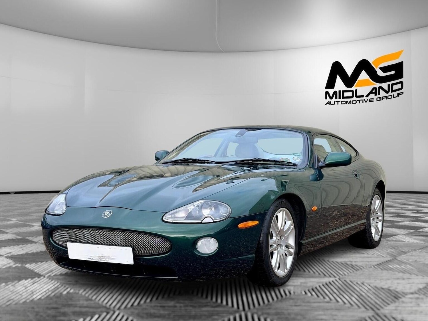 Used Jaguar XKR 2024 for sale - 77536047: Photo 3